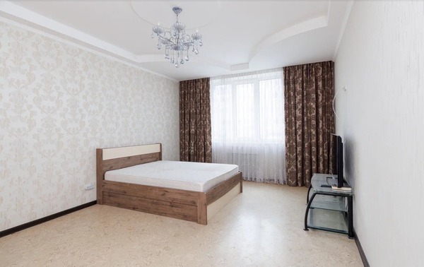 Продам трехкомнатную (3-комн.) квартиру, Костычева ул, 68к1, Брянск г