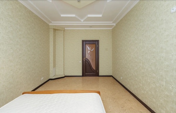 Продам трехкомнатную (3-комн.) квартиру, Костычева ул, 68к1, Брянск г