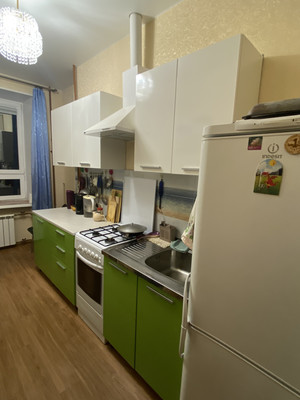 Продам двухкомнатную (2-комн.) квартиру, Полярные Зори ул, 28/13, Мурманск г