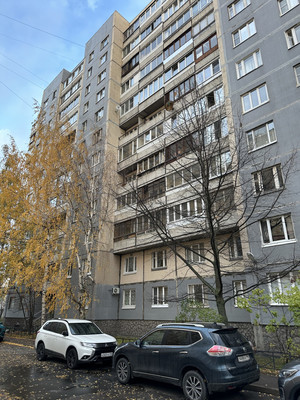 Продам трехкомнатную (3-комн.) квартиру, Шаврова ул, 15а, Санкт-Петербург г