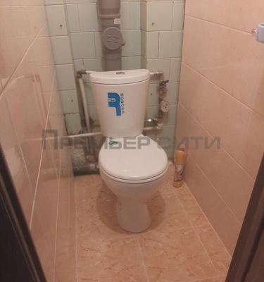 Продам трехкомнатную (3-комн.) квартиру, Чехова ул, 3, Калуга г