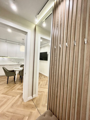 Продам трехкомнатную (3-комн.) квартиру, Мухиной ул, 13, Иркутск г
