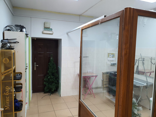 Продам коммерческое помещение 536 м2, Еловая аллея ул, 63Аа, Калининград г