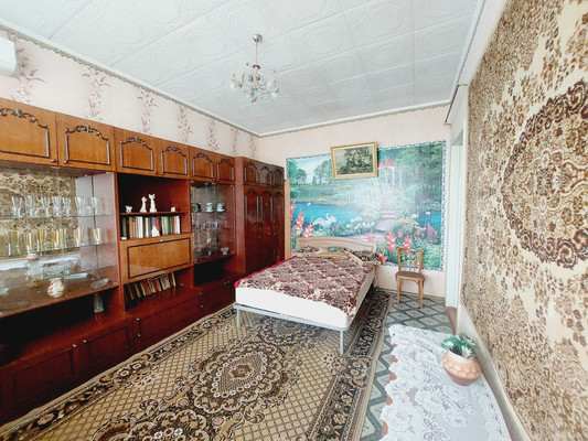 Продам двухкомнатную (2-комн.) квартиру, Юбилейная ул, 9, Восход с
