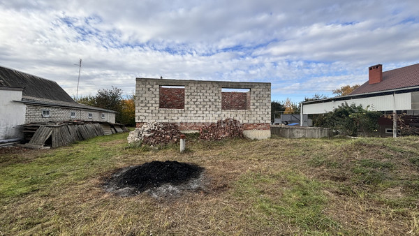 Продам дом, Лебединая ул, 34, Крымск г, 0 км от города