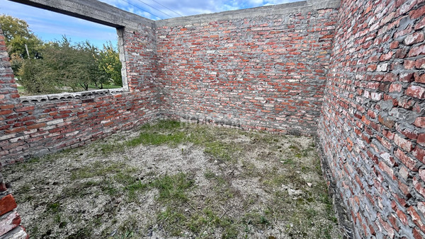 Продам дом, Лебединая ул, 34, Крымск г, 0 км от города