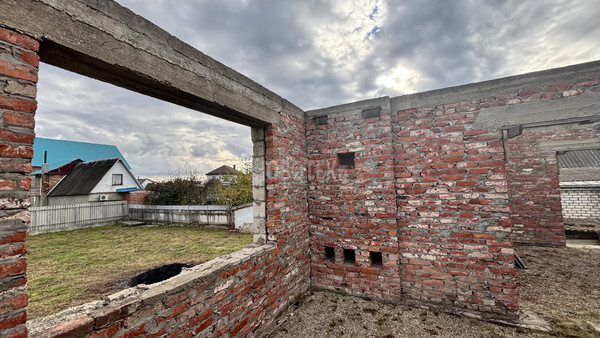 Продам дом, Лебединая ул, 34, Крымск г, 0 км от города