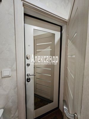 Продам двухкомнатную (2-комн.) квартиру, Советская ул, 12А, Лахденпохья г