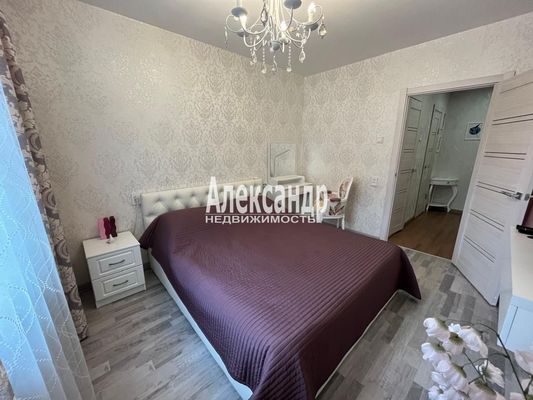 Продам двухкомнатную (2-комн.) квартиру, Советская ул, 12А, Лахденпохья г