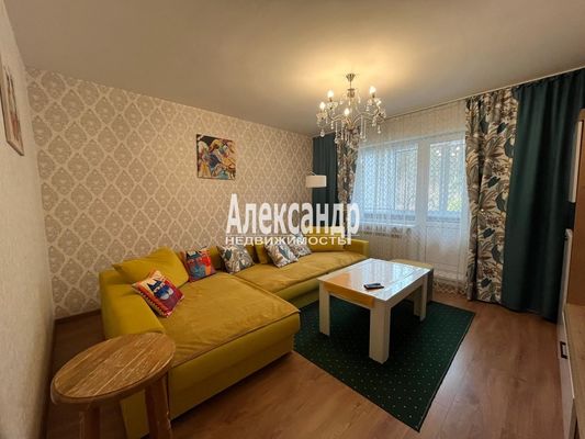 Продам двухкомнатную (2-комн.) квартиру, Советская ул, 12А, Лахденпохья г
