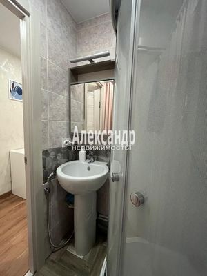 Продам двухкомнатную (2-комн.) квартиру, Советская ул, 12А, Лахденпохья г