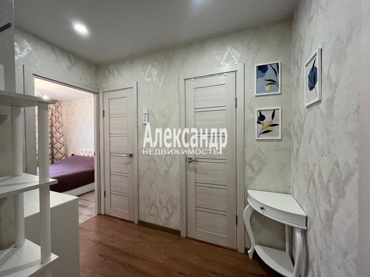 Продам двухкомнатную (2-комн.) квартиру, Советская ул, 12А, Лахденпохья г