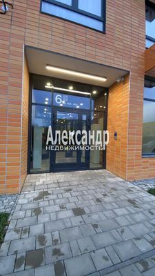 Продам двухкомнатную (2-комн.) квартиру, Главная ул, 10, Новое Девяткино д