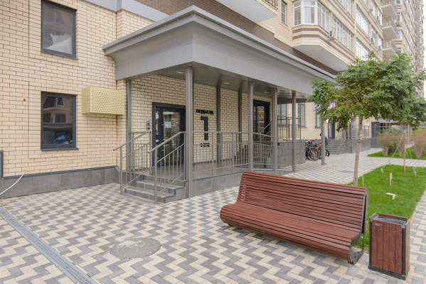 Продам двухкомнатную (2-комн.) квартиру, Горсоветская ул, 49/1, Ростов-на-Дону г