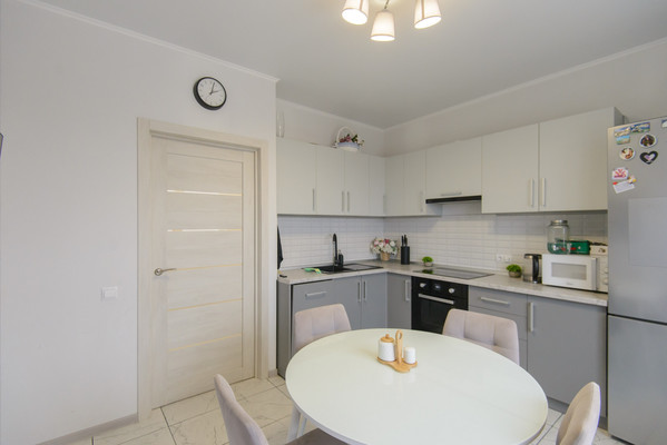 Продам двухкомнатную (2-комн.) квартиру, Горсоветская ул, 49/1, Ростов-на-Дону г