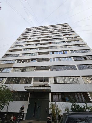 Продам двухкомнатную (2-комн.) квартиру, Булатниковская ул, 9к4, Москва г