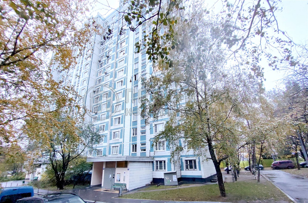 Продам трехкомнатную (3-комн.) квартиру, Липецкая ул, 36/20, Москва г