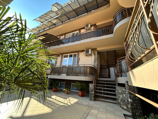 Продам гостиницу 573,4 м2, Пионерская ул, 49, Алушта г