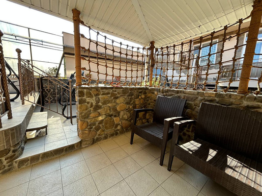 Продам гостиницу 573,4 м2, Пионерская ул, 49, Алушта г