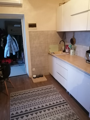 Продам трехкомнатную (3-комн.) квартиру, Майора Жукова ул, 21, Витязево с