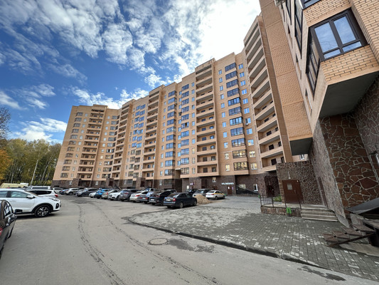 Продам двухкомнатную (2-комн.) квартиру, Дмитровская ул, 21, Базарово д