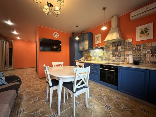 Продам двухкомнатную (2-комн.) квартиру, Просторная ул, 7, Тефаново д