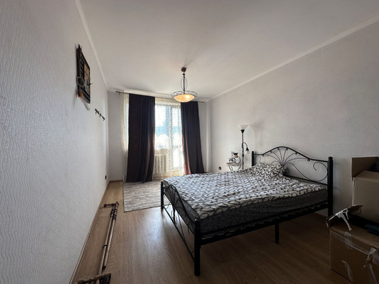 Продам трехкомнатную (3-комн.) квартиру, им Константина Аверьянова мкр, 18, Дмитров г