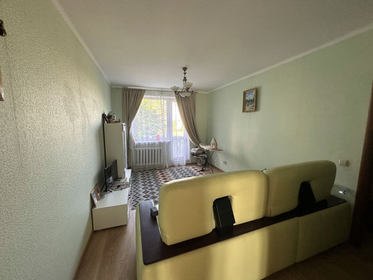 Продам трехкомнатную (3-комн.) квартиру, им Константина Аверьянова мкр, 18, Дмитров г