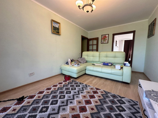 Продам трехкомнатную (3-комн.) квартиру, им Константина Аверьянова мкр, 18, Дмитров г