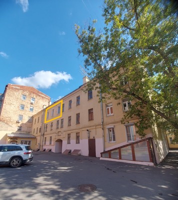 Продам трехкомнатную (3-комн.) квартиру, Козихинский Б. пер, 5, Москва г