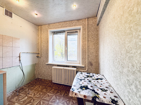Продам двухкомнатную (2-комн.) квартиру, Орловская ул, 23, Брянск г