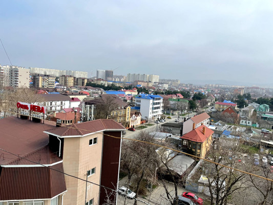 Продам трехкомнатную (3-комн.) квартиру, Крымская ул, 182, Анапа г