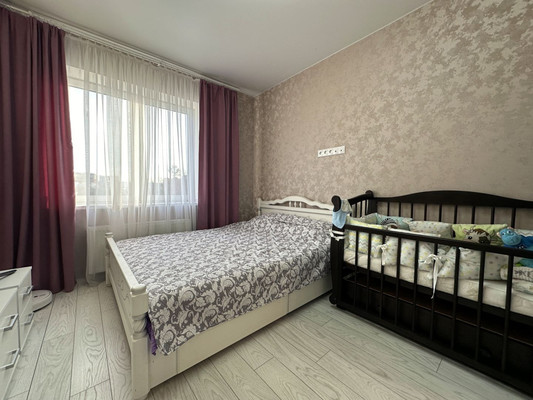 Продам трехкомнатную (3-комн.) квартиру, Луговая ул, 14, Якоть с