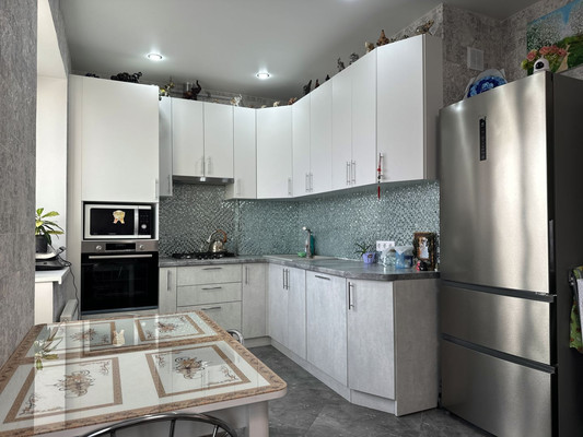 Продам трехкомнатную (3-комн.) квартиру, Луговая ул, 14, Якоть с