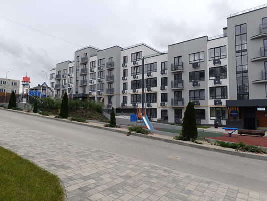 Продам однокомнатную (1-комн.) квартиру, Славы ул, 50к3, Мирное с