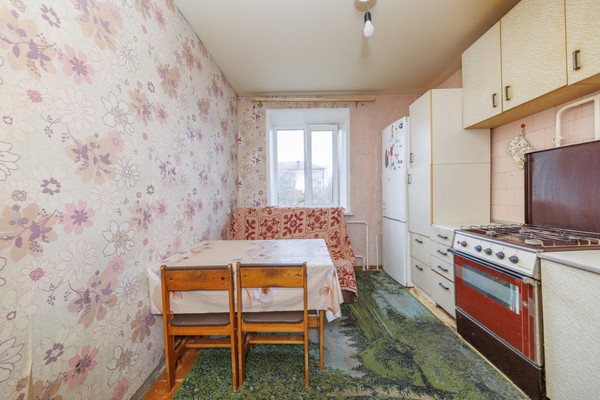 Продам однокомнатную (1-комн.) квартиру, Московский пр-кт, 94ка, Брянск г