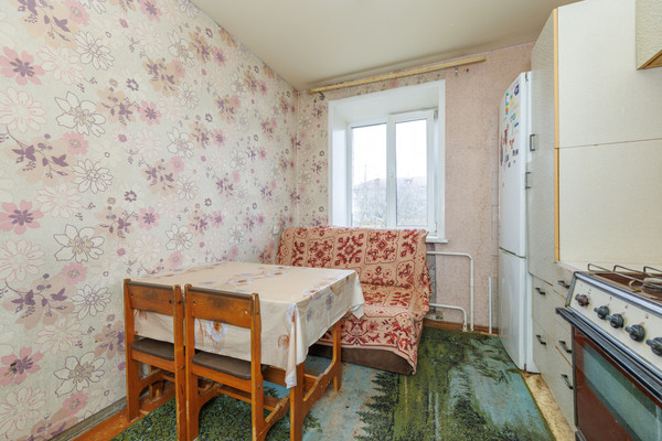 Продам однокомнатную (1-комн.) квартиру, Московский пр-кт, 94ка, Брянск г