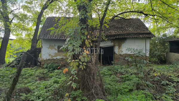 Продам участок 31,89 соток, ИЖС, Комсомольская ул, 22, Ленинский х, 0 км от города