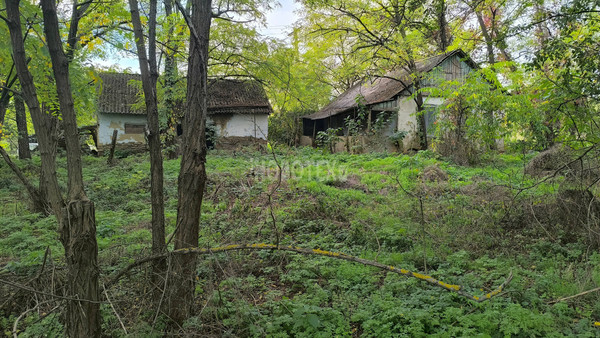 Продам участок 31,89 соток, ИЖС, Комсомольская ул, 22, Ленинский х, 0 км от города