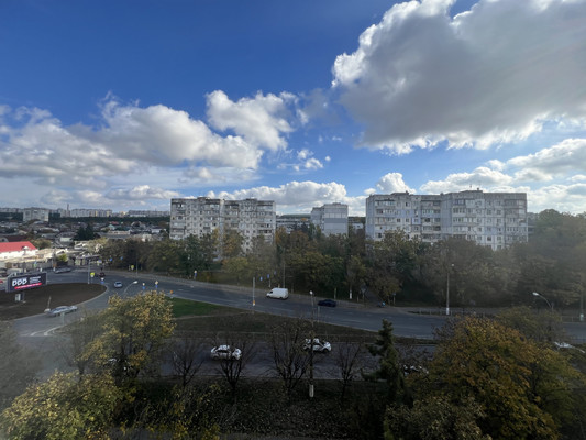 Продам двухкомнатную (2-комн.) квартиру, 60 лет Октября ул, 3, Симферополь г