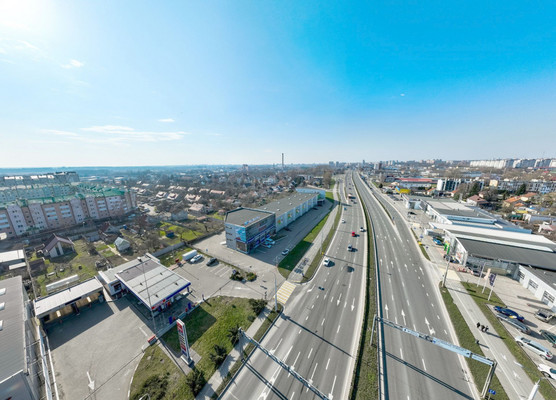Продам торговое помещение 3 991,6 м2, Московский пр-кт, 242, Калининград г