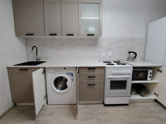 Сдам однокомнатную (1-комн.) квартиру, Яблочкова ул, 3, Пермь г