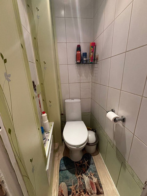 Продам трехкомнатную (3-комн.) квартиру, Чудовская ул, 2А, Великий Новгород г