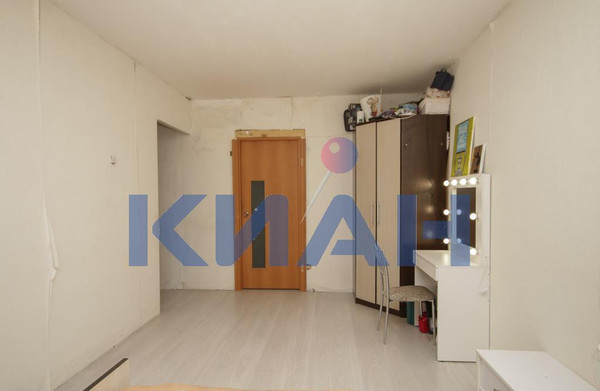 Продам двухкомнатную (2-комн.) квартиру, Карбышева ул, 32, Красноярск г