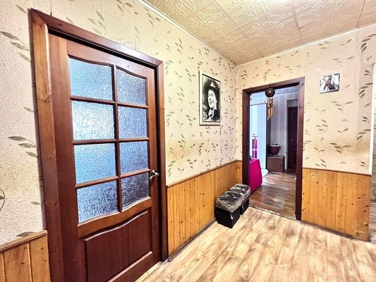 Продам многокомнатную квартиру, Луганская ул, 62, Киров г