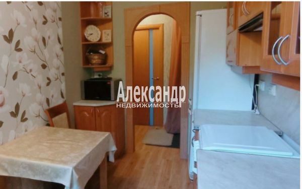 Продам трехкомнатную (3-комн.) квартиру, Грибное ул, 16, Борисова Грива д