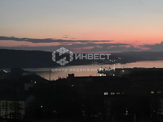 Продам двухкомнатную (2-комн.) квартиру, Шмидта ул, 6, Мурманск г