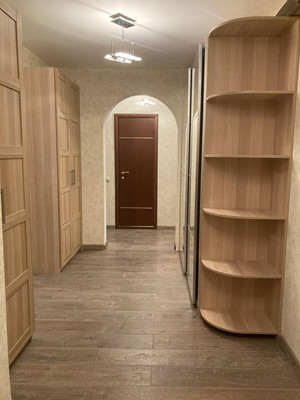 Сдам трехкомнатную (3-комн.) квартиру, Окская ул, 5к3, Москва г