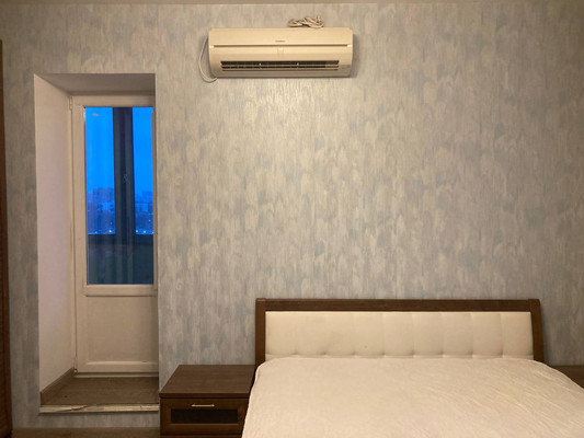 Сдам трехкомнатную (3-комн.) квартиру, Окская ул, 5к3, Москва г