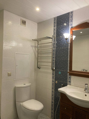 Сдам трехкомнатную (3-комн.) квартиру, Окская ул, 5к3, Москва г